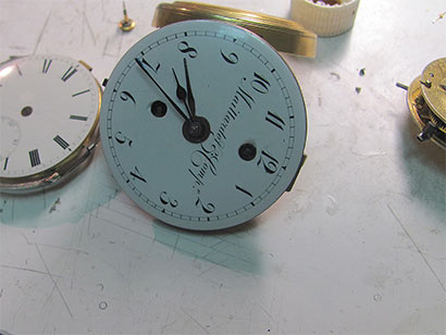 Срочный  ремонт часов на Соколе